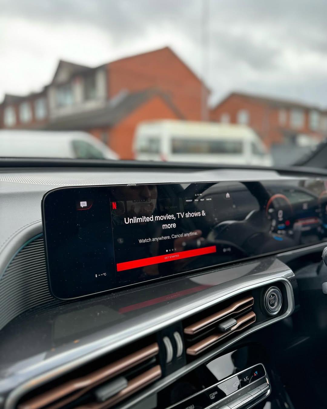 Smartcarmedia AI-Box for Mercedes